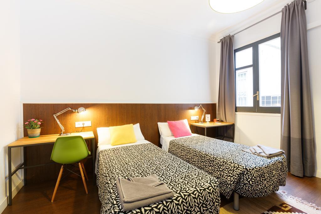 Sweet Bcn Traveller House Apartment Barcelona Exterior photo