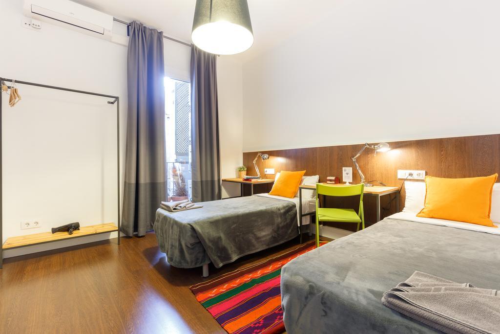 Sweet Bcn Traveller House Apartment Barcelona Exterior photo
