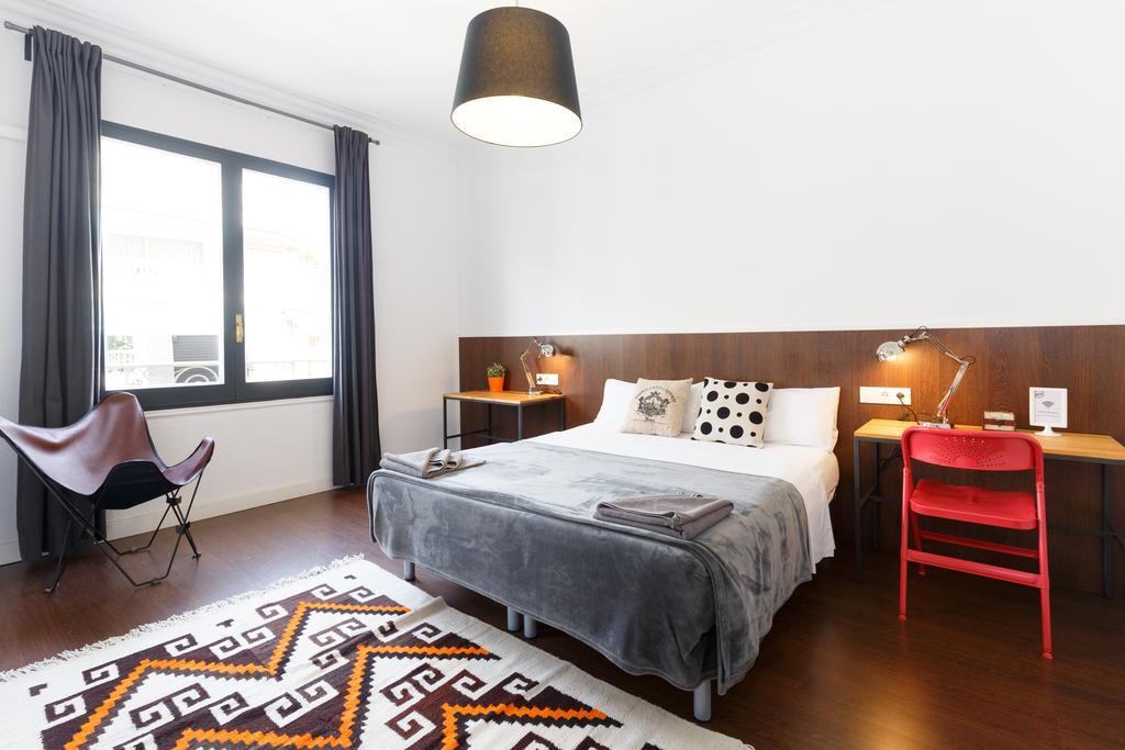 Sweet Bcn Traveller House Apartment Barcelona Exterior photo